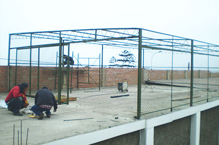 estructuras metalicas, techos parabolicos, techo dos aguas, rejas, almacenes de fierro, estructuras de fierro