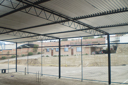 estructuras metalicas, techos parabolicos, techo dos aguas, rejas, almacenes de fierro, estructuras de fierro