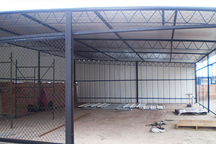 estructuras metalicas, techos parabolicos, techo dos aguas, rejas, almacenes de fierro, estructuras de fierro