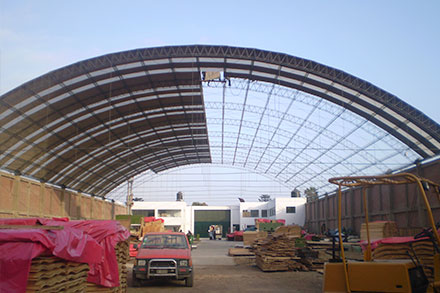 estructuras metalicas, techos parabolicos, techo dos aguas, rejas, almacenes de fierro, estructuras de fierro